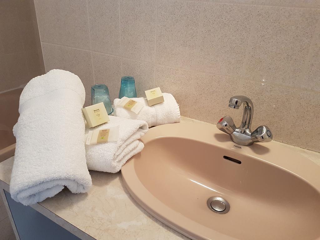 Hotel Le Roudou Fouesnant Luaran gambar